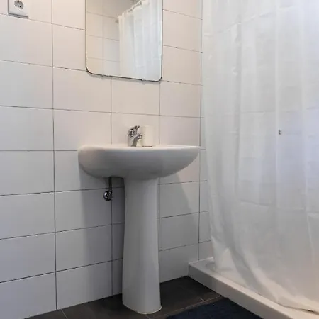 Entrecampos - Two Bedroom Apartment With Terrace-2